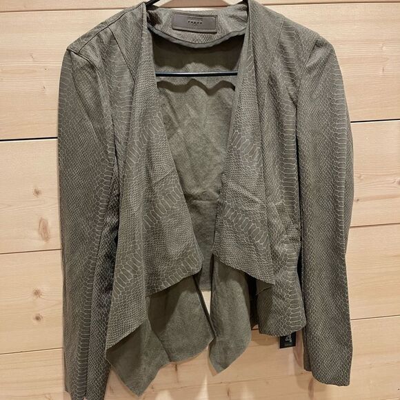 Blank NYC Jackets & Blazers - Blank NYC Olive Snakeskin embossed faux suede drape jacket XS